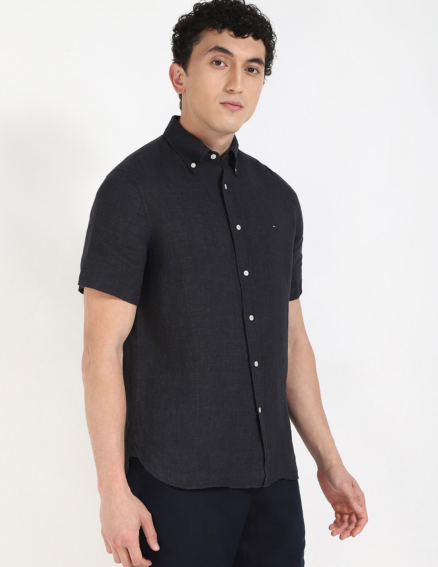 Tommy Hilfiger Solid Regular Fit Plain Woven Shirt