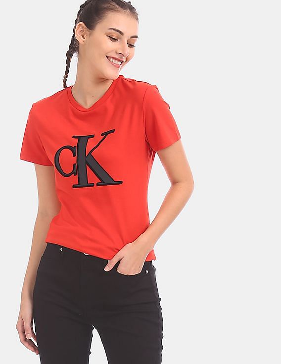 Buy Calvin Klein Women Red Slim Fit Crew Neck Cotton Stretch Flock Logo T Shirt NNNOW