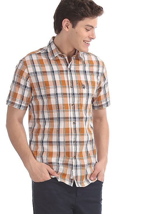 noot heks Slagschip Buy Men Brown Short Sleeve Check Shirt online at NNNOW.com