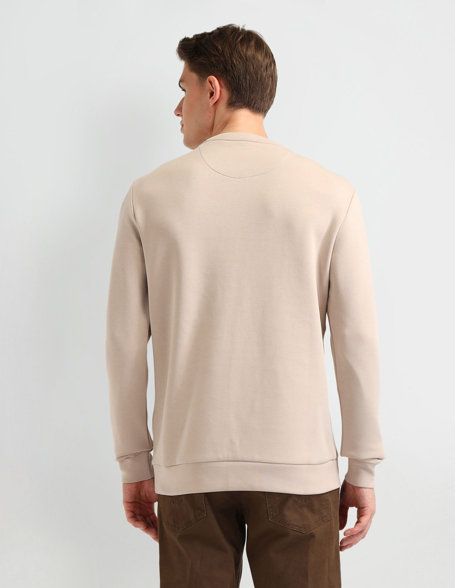 Arrow Sport Solid Regular Fit Sweatshirt