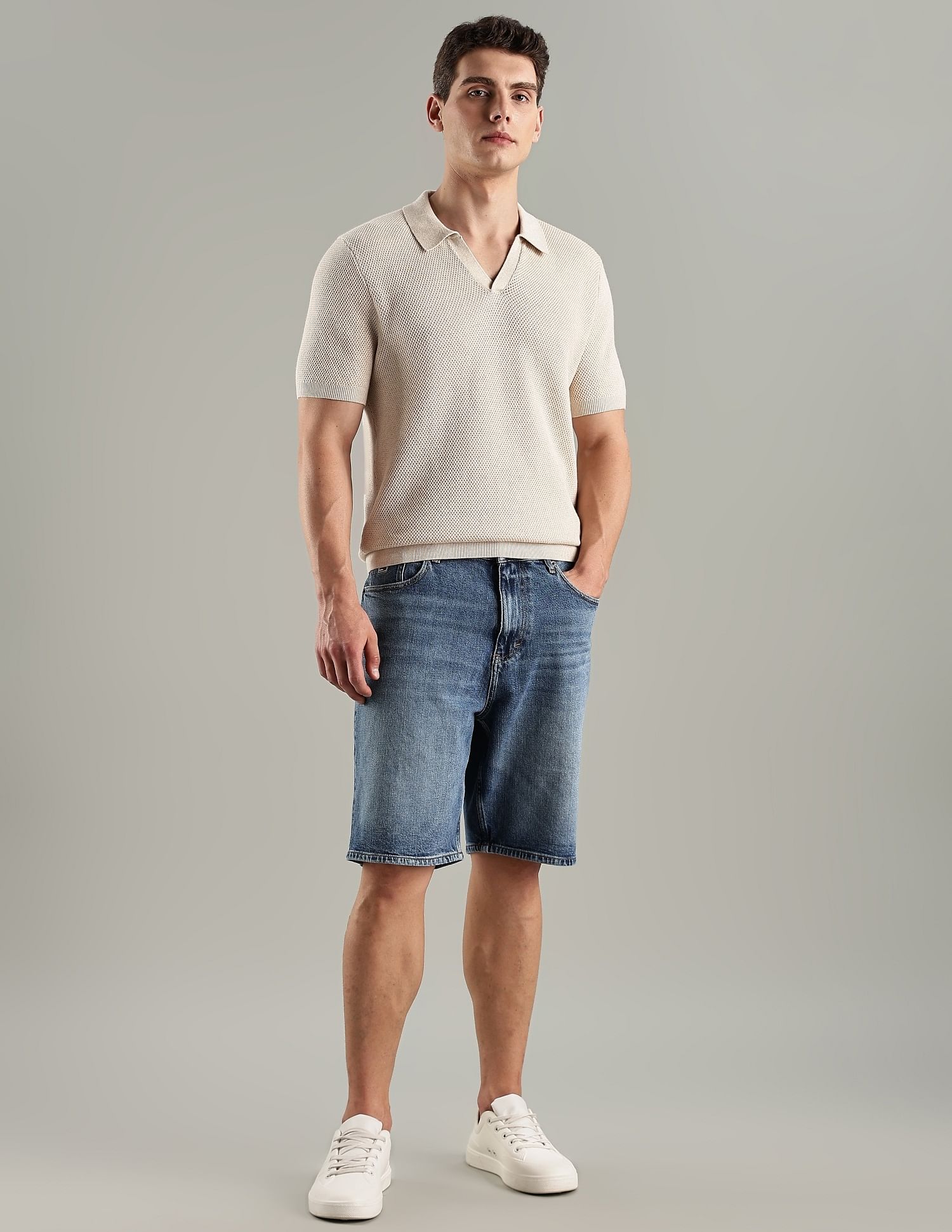 Tommy Hilfiger Relaxed-Fit Solid Mid Rise Shorts