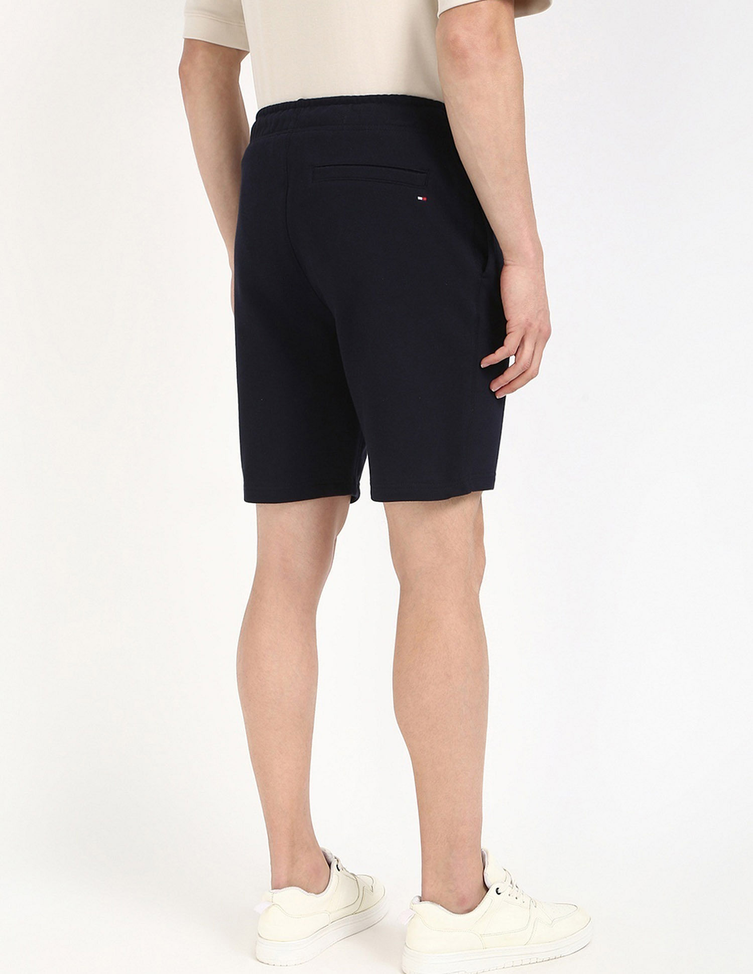 Tommy Hilfiger Regular Solid Mid Rise Shorts