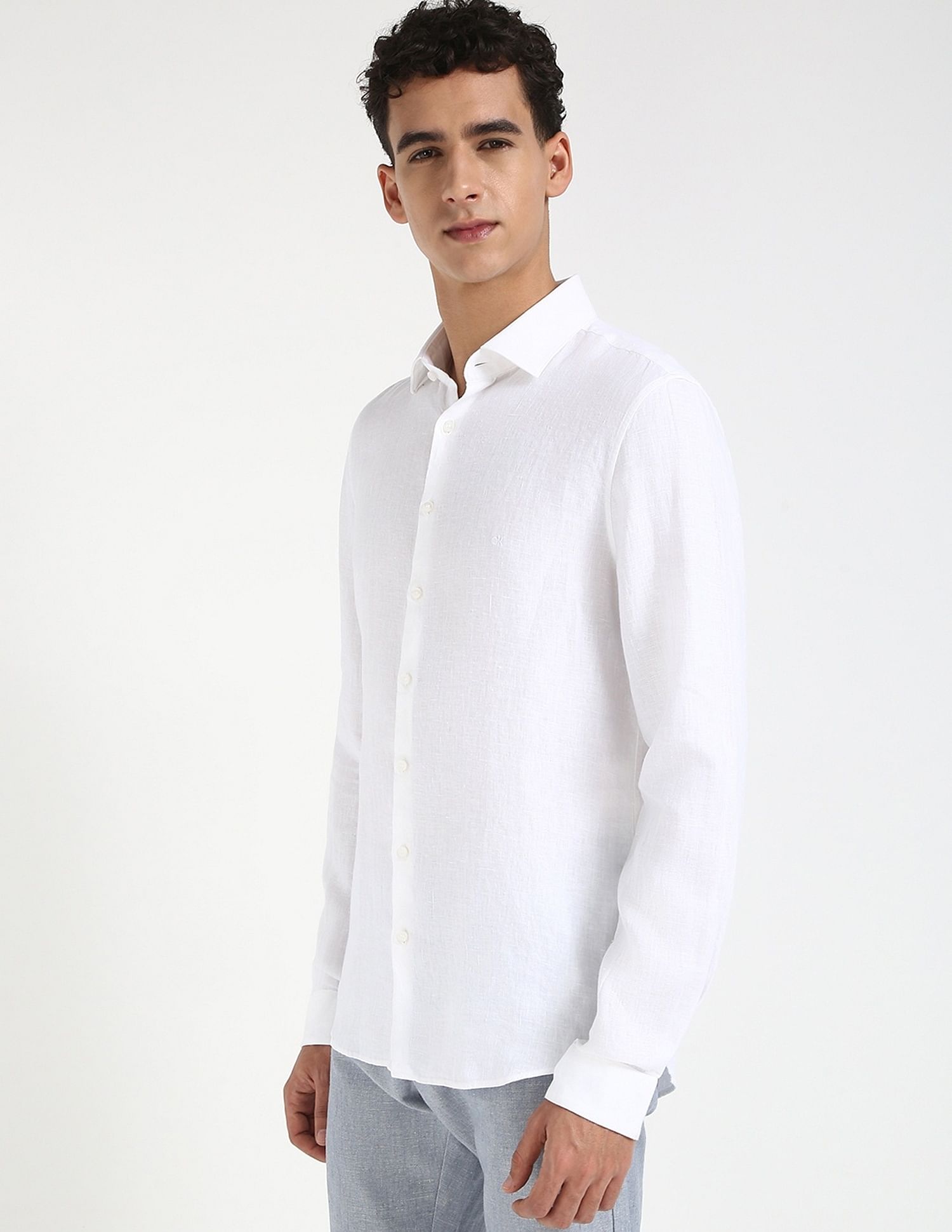 Calvin Klein Jeans Solid Slim Fit Plain Woven Shirt