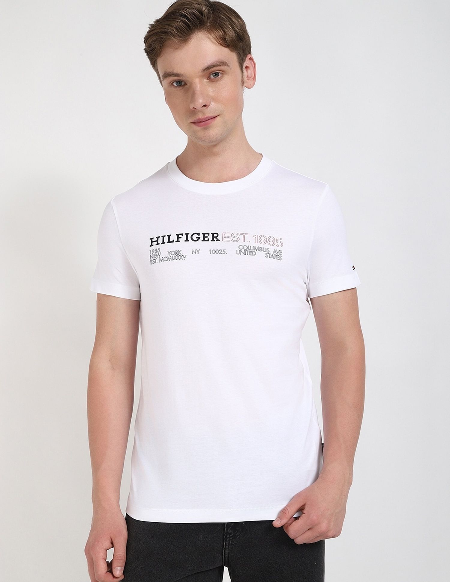 Tommy Hilfiger Logo Regular-Fit Cotton T-Shirt