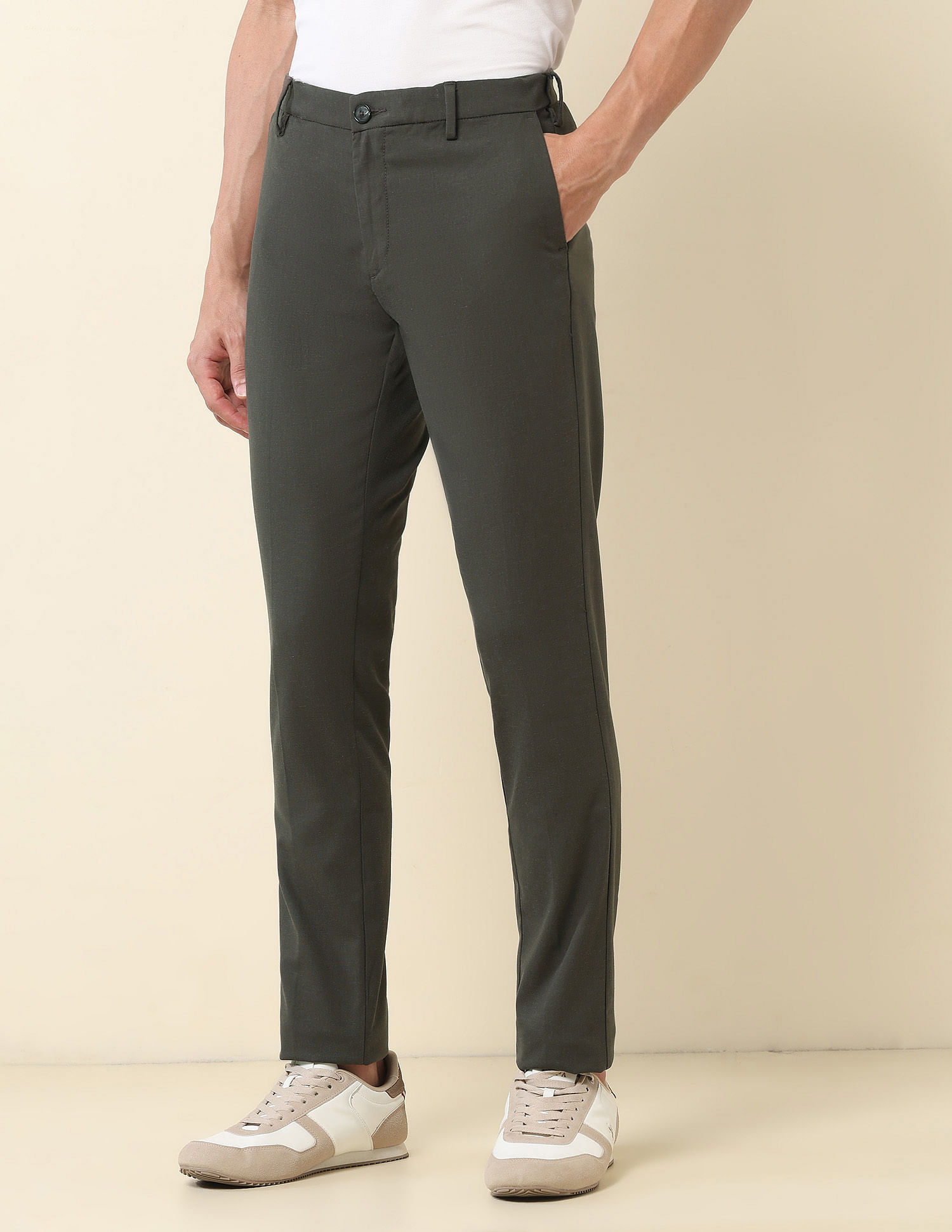 U.S. Polo Assn. Austin Slim Fit Solid Trousers