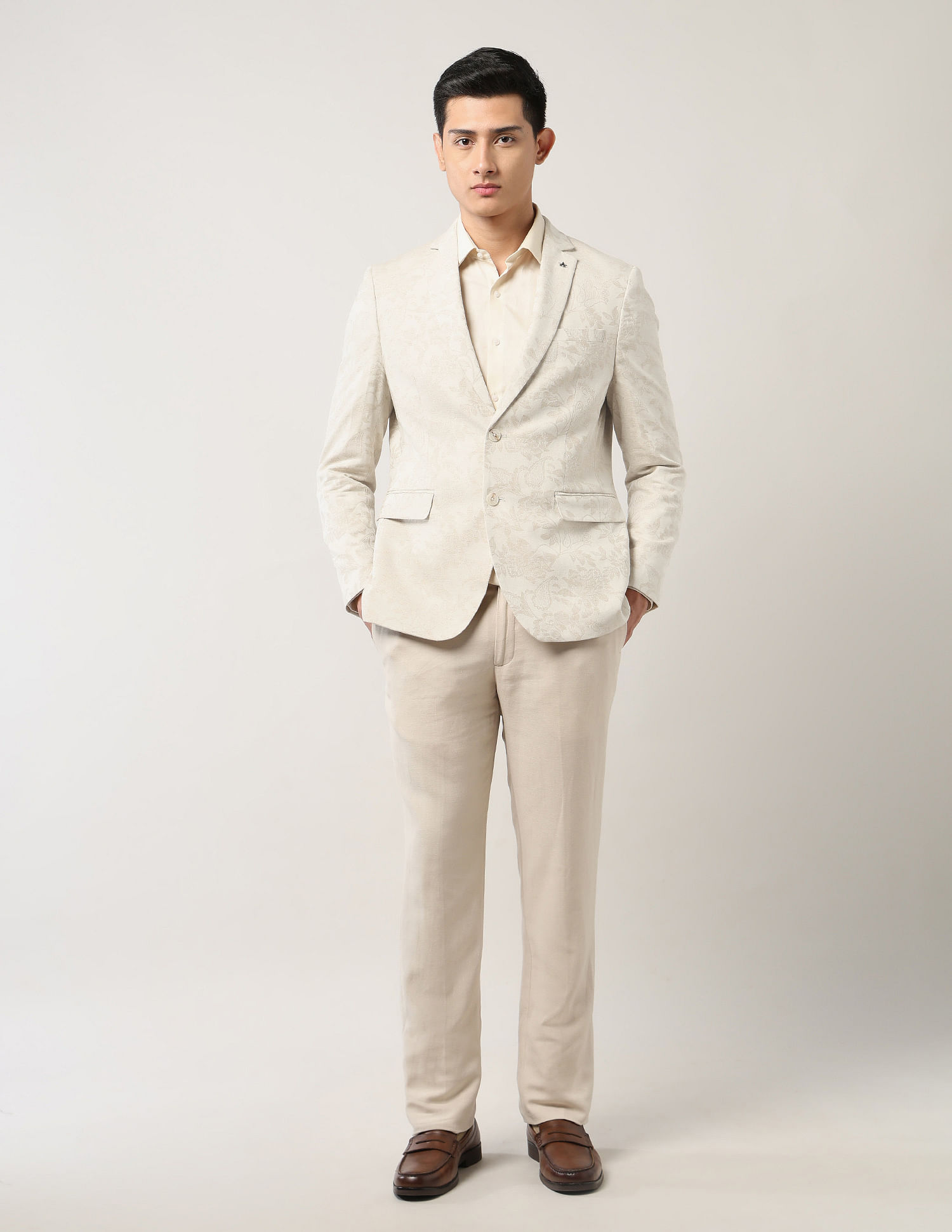 Arrow Floral Jacquard Tailored Fit Suit