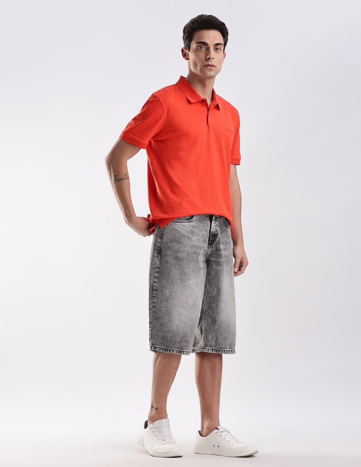 Calvin Klein Jeans Regular-Fit Solid Cotton Polo Shirt
