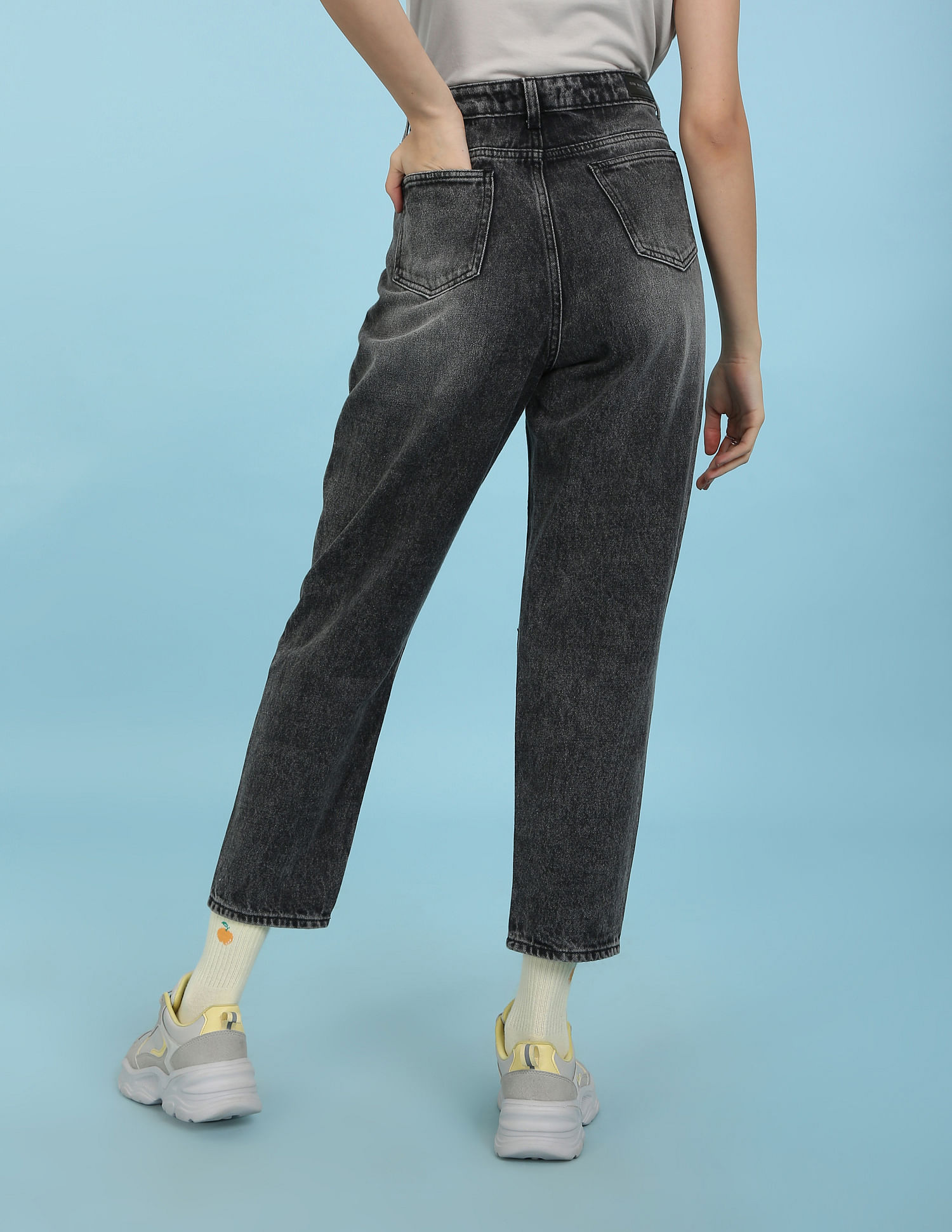 Women's High Rise Boyfriend Loose Tapered Fit Jeans – Levis India Store-nttc.com.vn