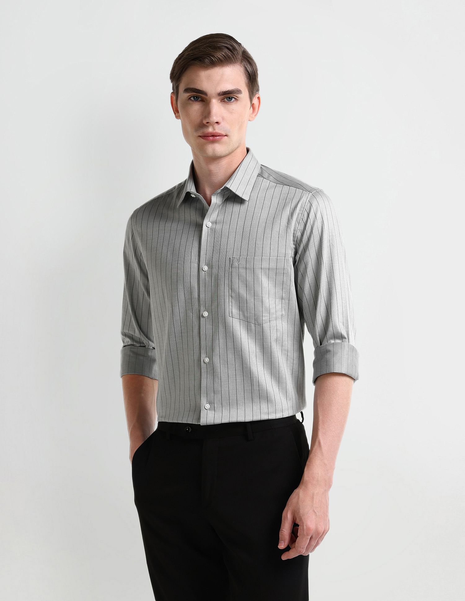 Arrow Manhattan Slim Fit Cotton Shirt