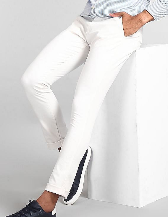 Buy GAP Men White Modern Khakis In Skinny Fit With GapFlex
