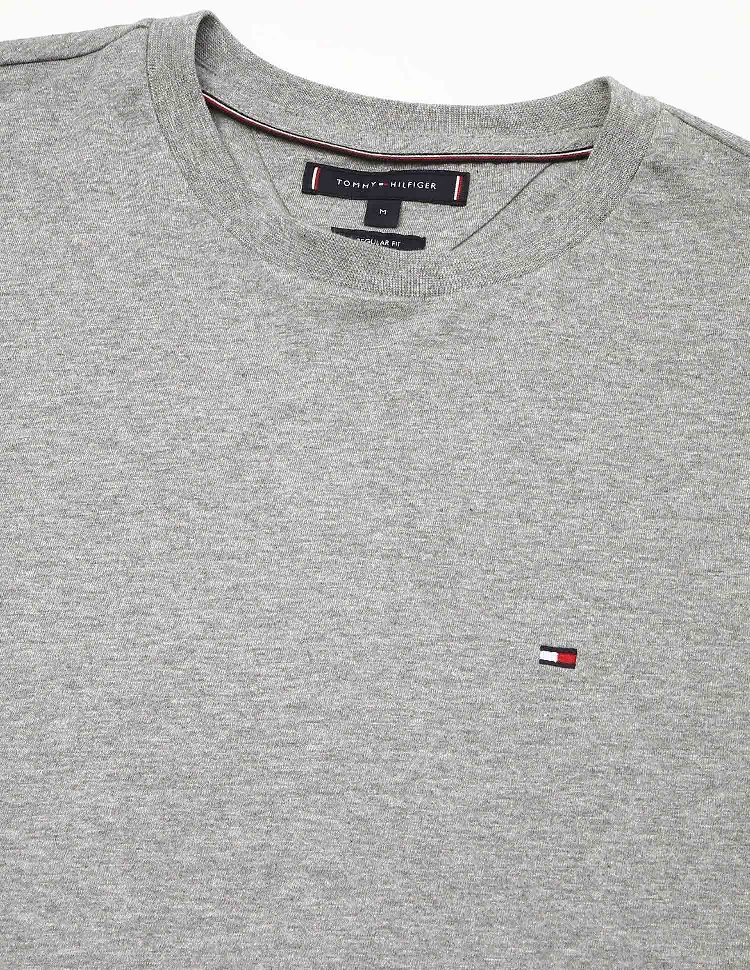 Tommy Hilfiger Solid Regular Fit T-shirt