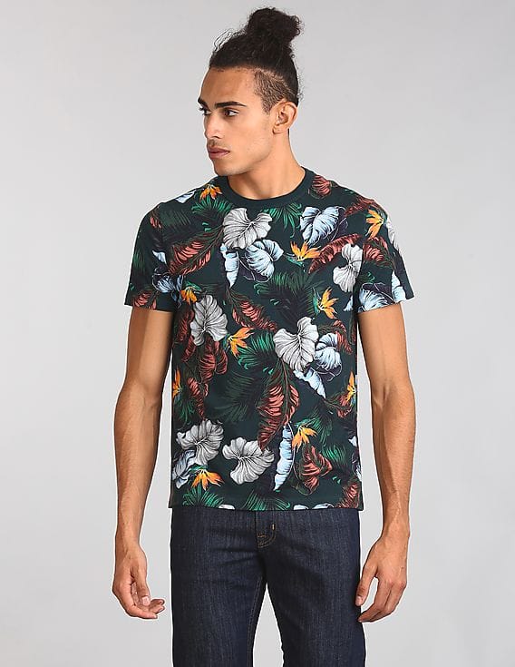 Buy GAP Men Men Green Tropical Print Short Sleeve Crewneck T