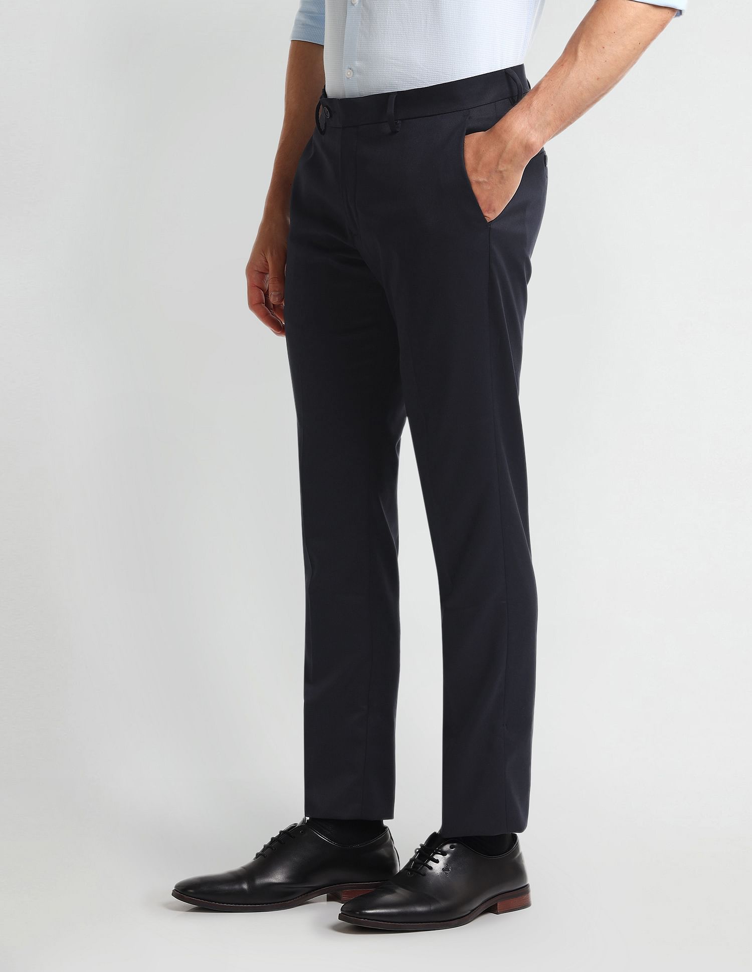 Arrow Mid rise Dobby weave Trousers