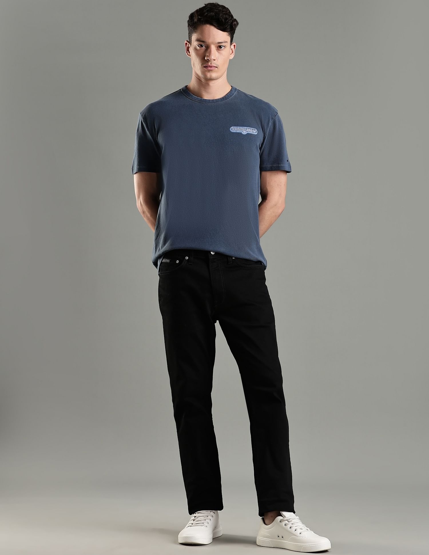 Tommy Hilfiger Embroidered Logo Regular Fit Cotton T-Shirt