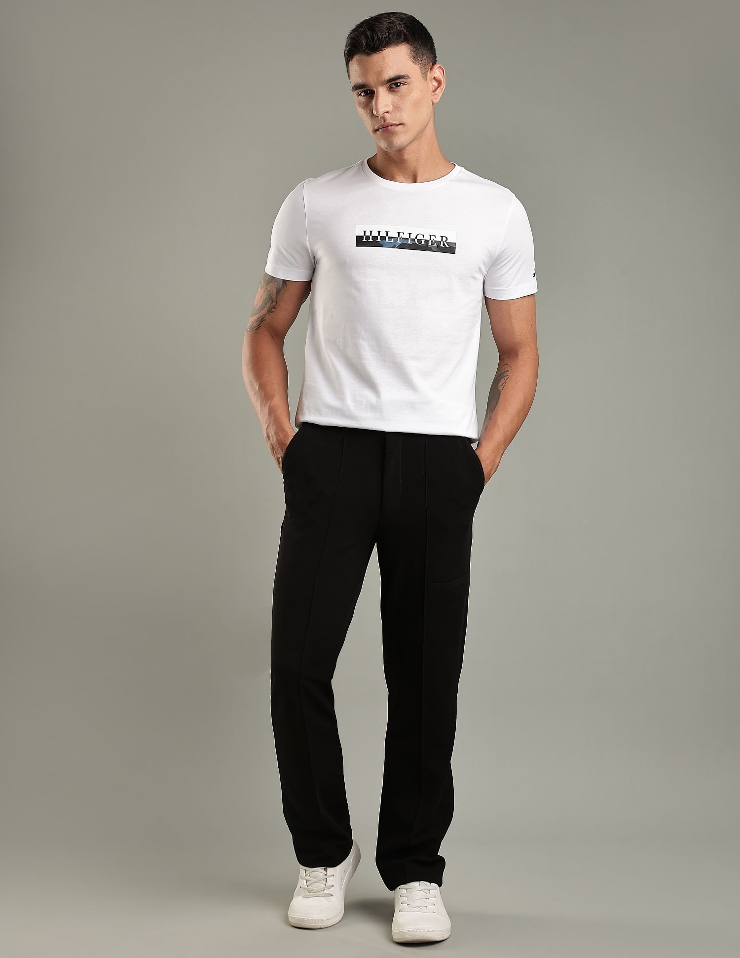 Tommy Hilfiger Graphic Regular-Fit Cotton T-Shirt