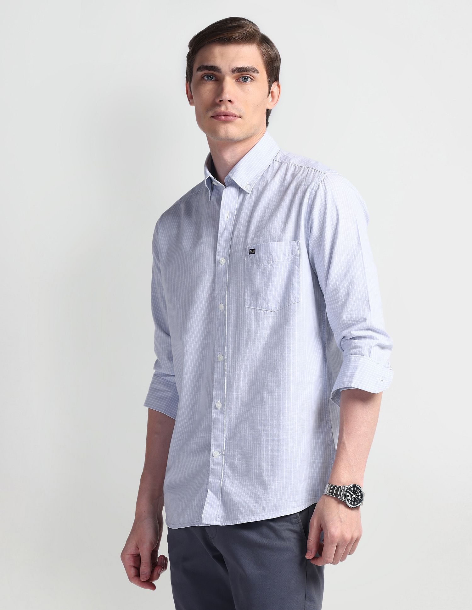 Arrow Sport Vertical Stripe Manhattan Slim Shirt