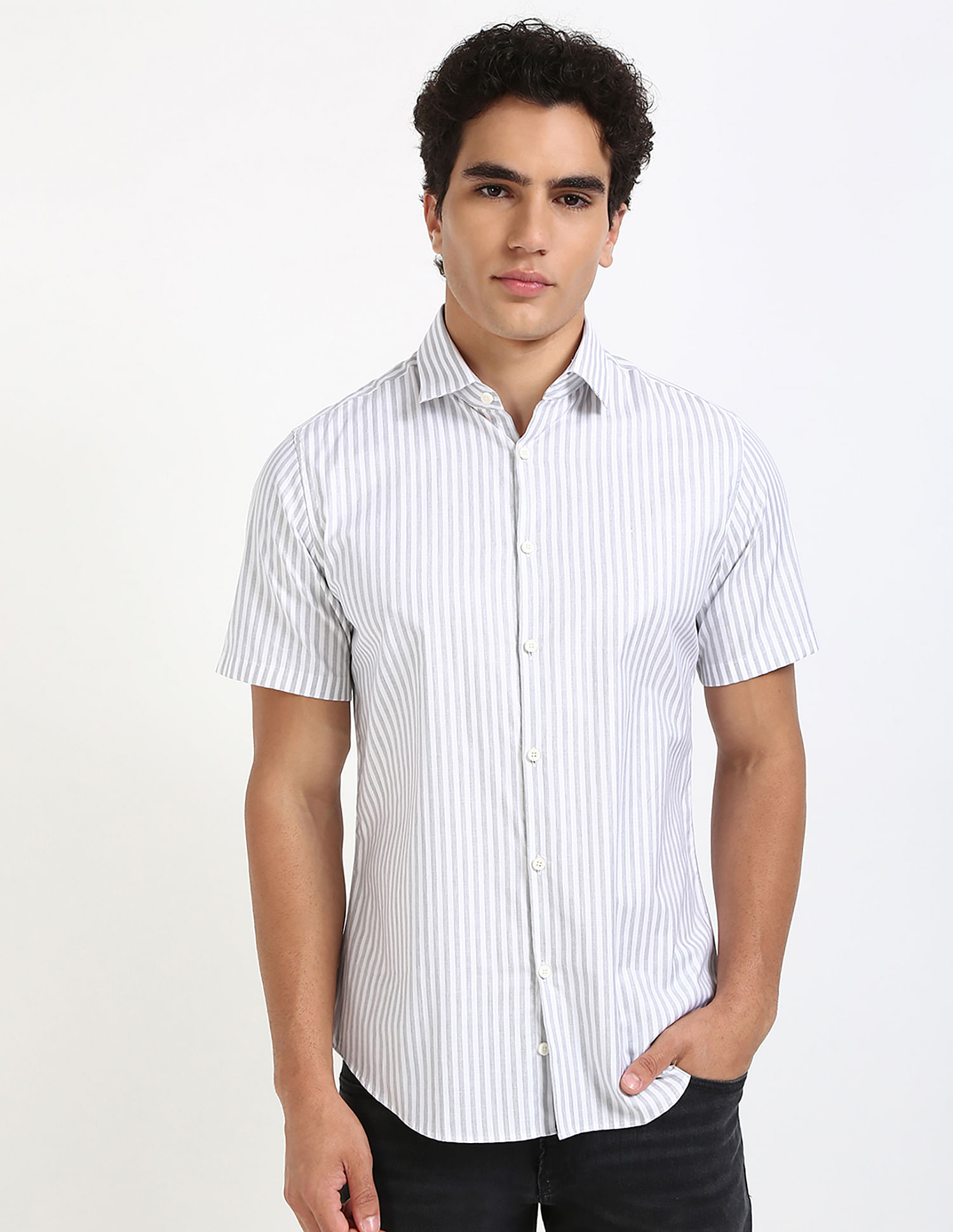 Calvin Klein Jeans Striped Slim-Fit Poplin Woven Shirt