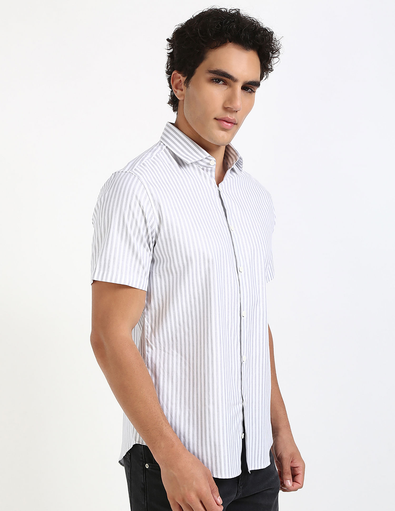Calvin Klein Jeans Striped Slim-Fit Poplin Woven Shirt
