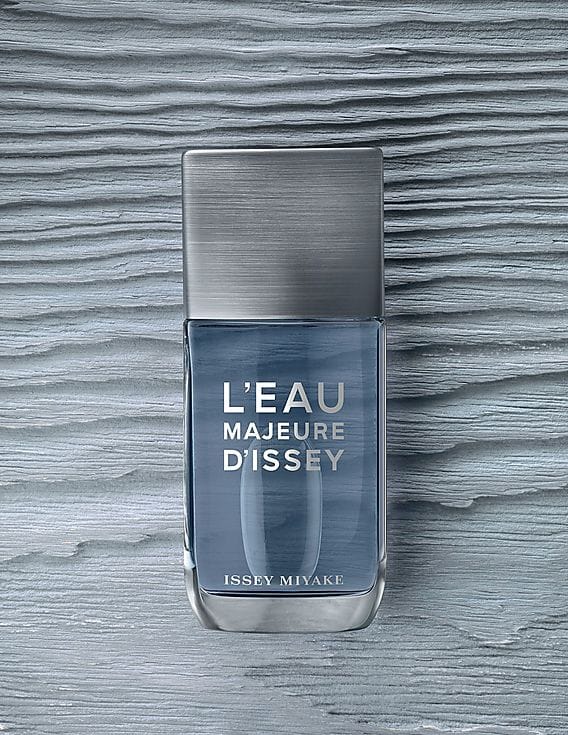 issey miyake majeure d issey