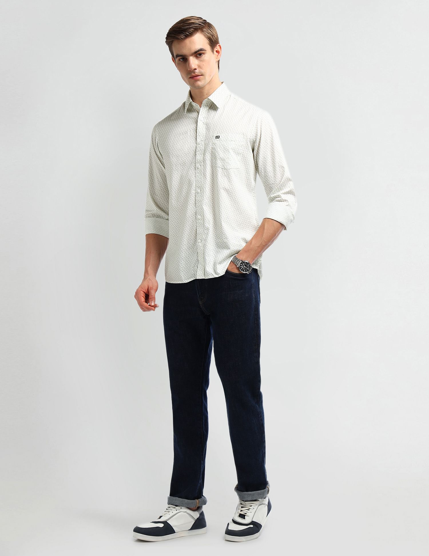 Arrow Sport Manhattan Slim Fit Cotton Shirt