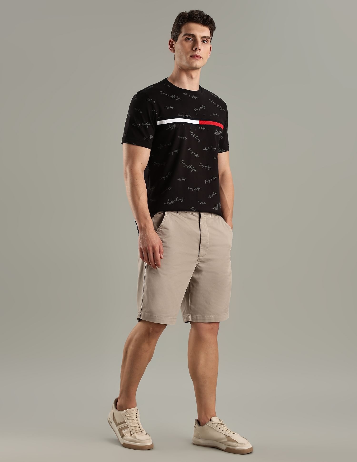 Tommy Hilfiger Logo Regular-Fit Cotton T-Shirt