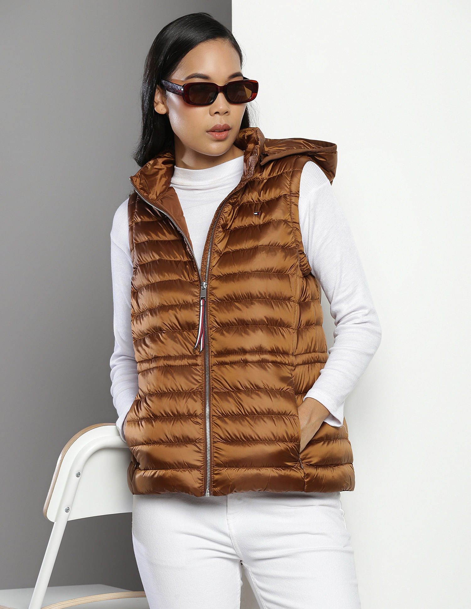Tommy Hilfiger Hooded Nylon Sleeveless Jacket