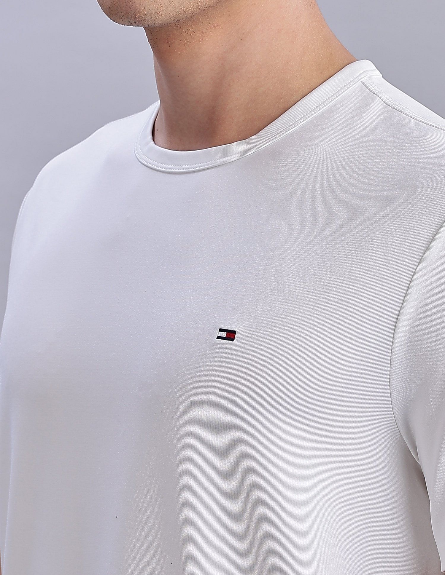 Tommy Hilfiger Solid Regular-Fit Polyester T-Shirts