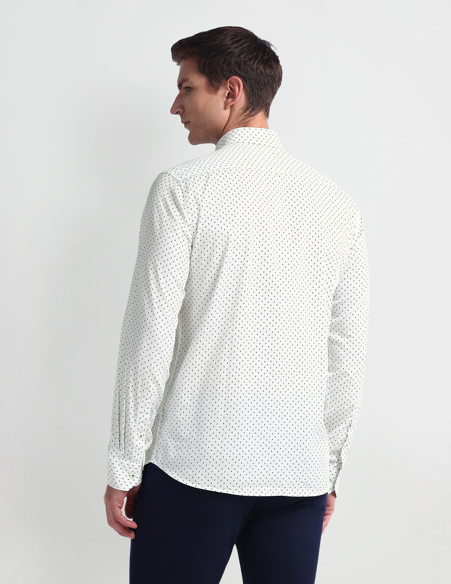 Arrow Sport Geometric Print Manhattan Slim Shirt