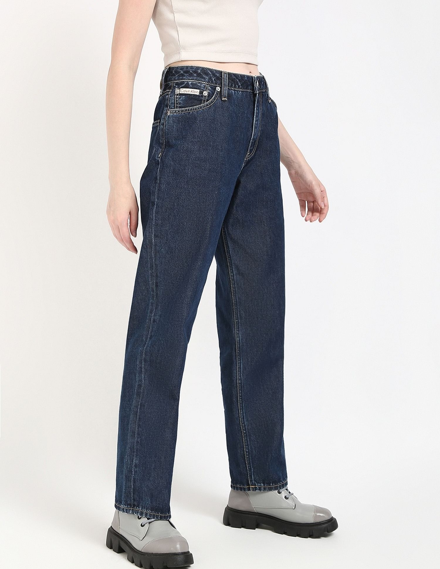 Calvin Klein Jeans Womens Mid Rise Straight Jeans