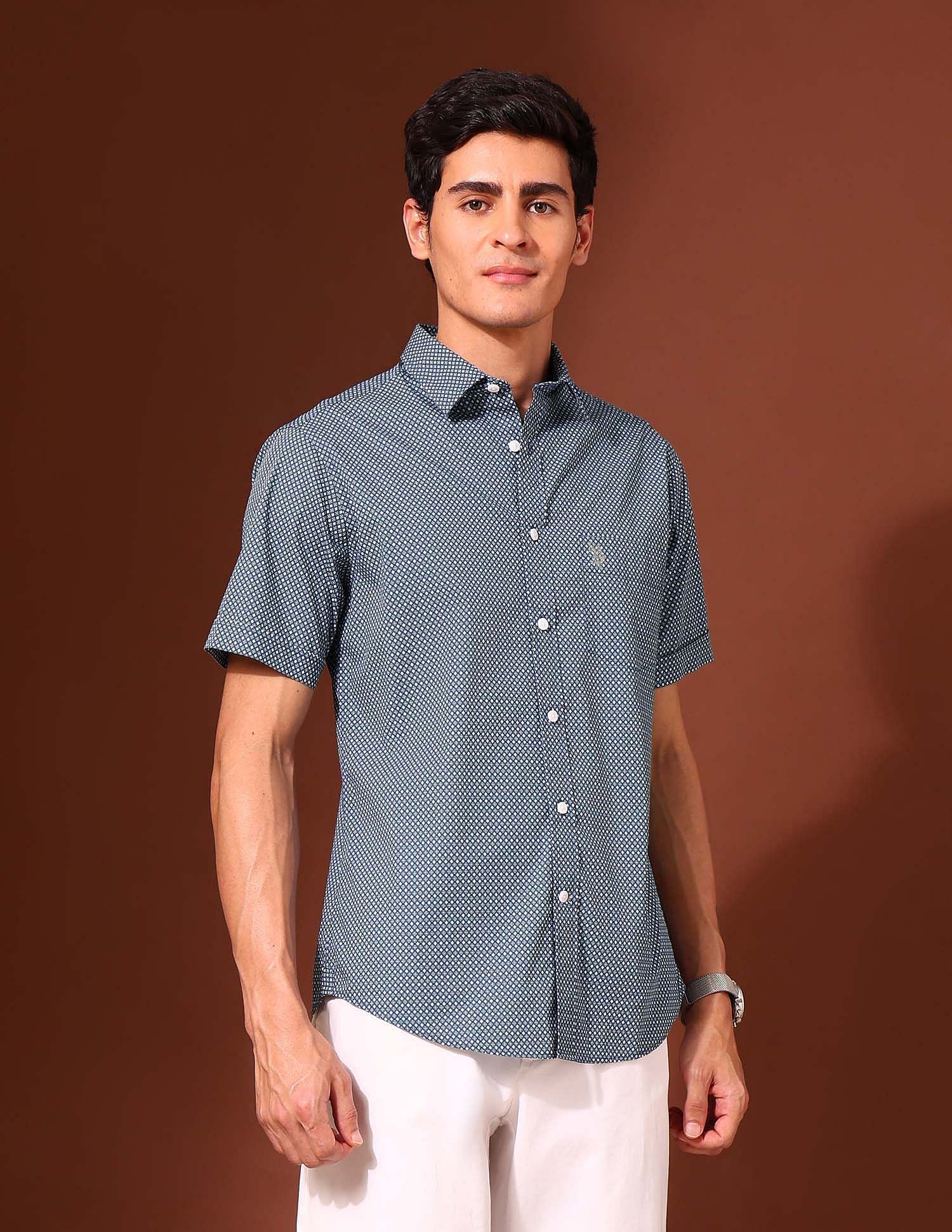 U.S. Polo Assn. Geometric Printed Tailored Fit Shirt