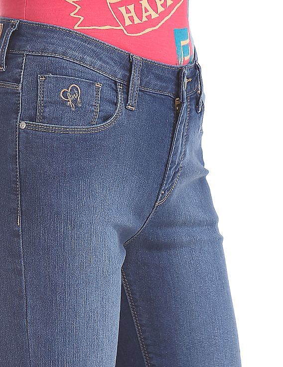 Buy Flying Machine Women Stone Wash Capri Jeans - NNNOW.com