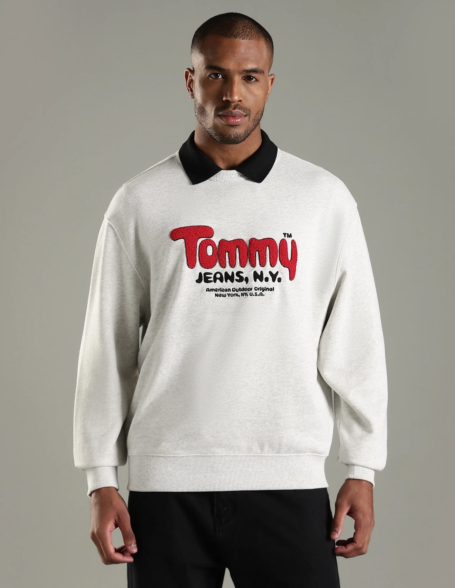 Buy Tommy Hilfiger Embroidered Logo Relaxed Fit Cotton Sweatshirt 