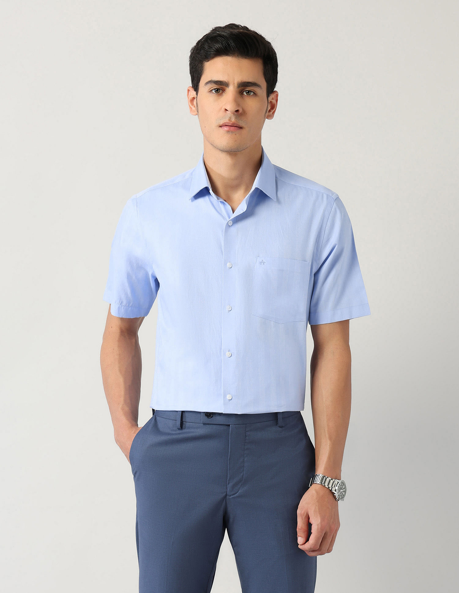 Arrow Liberty Classic Fit Textured Pure Cotton Shirt