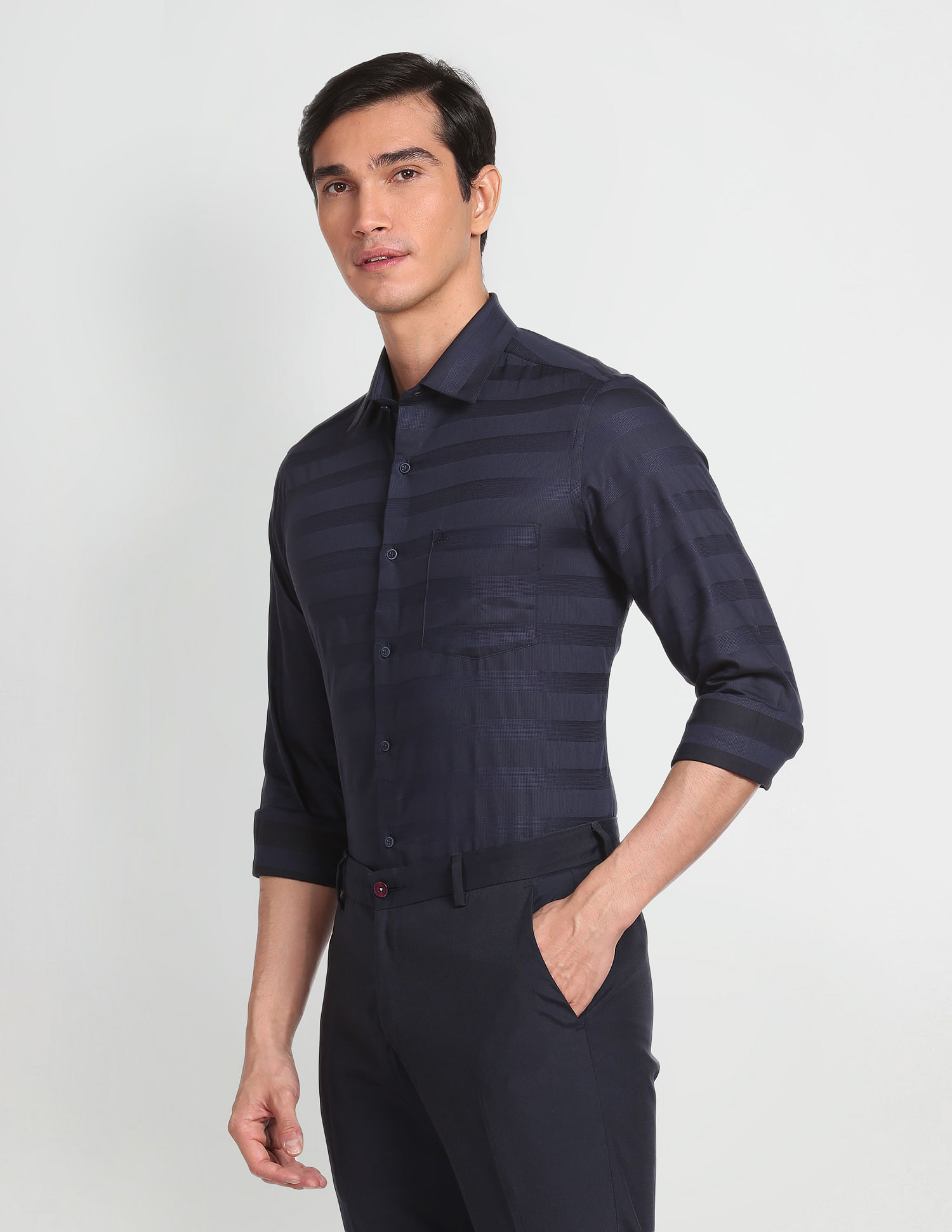 Arrow Manhattan Slim Fit Dobby Formal Shirt