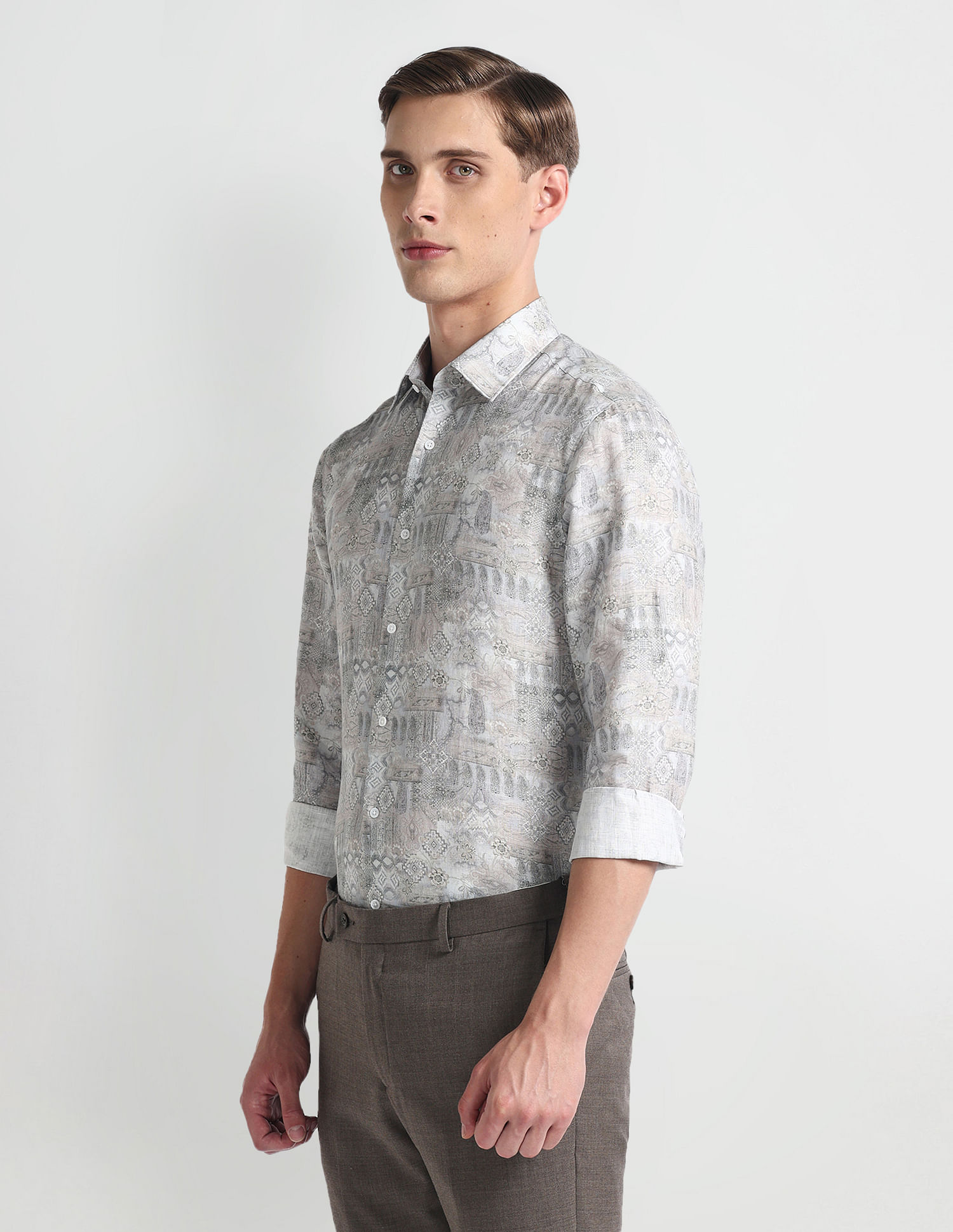 Arrow Motif Print Regular Fit Shirt