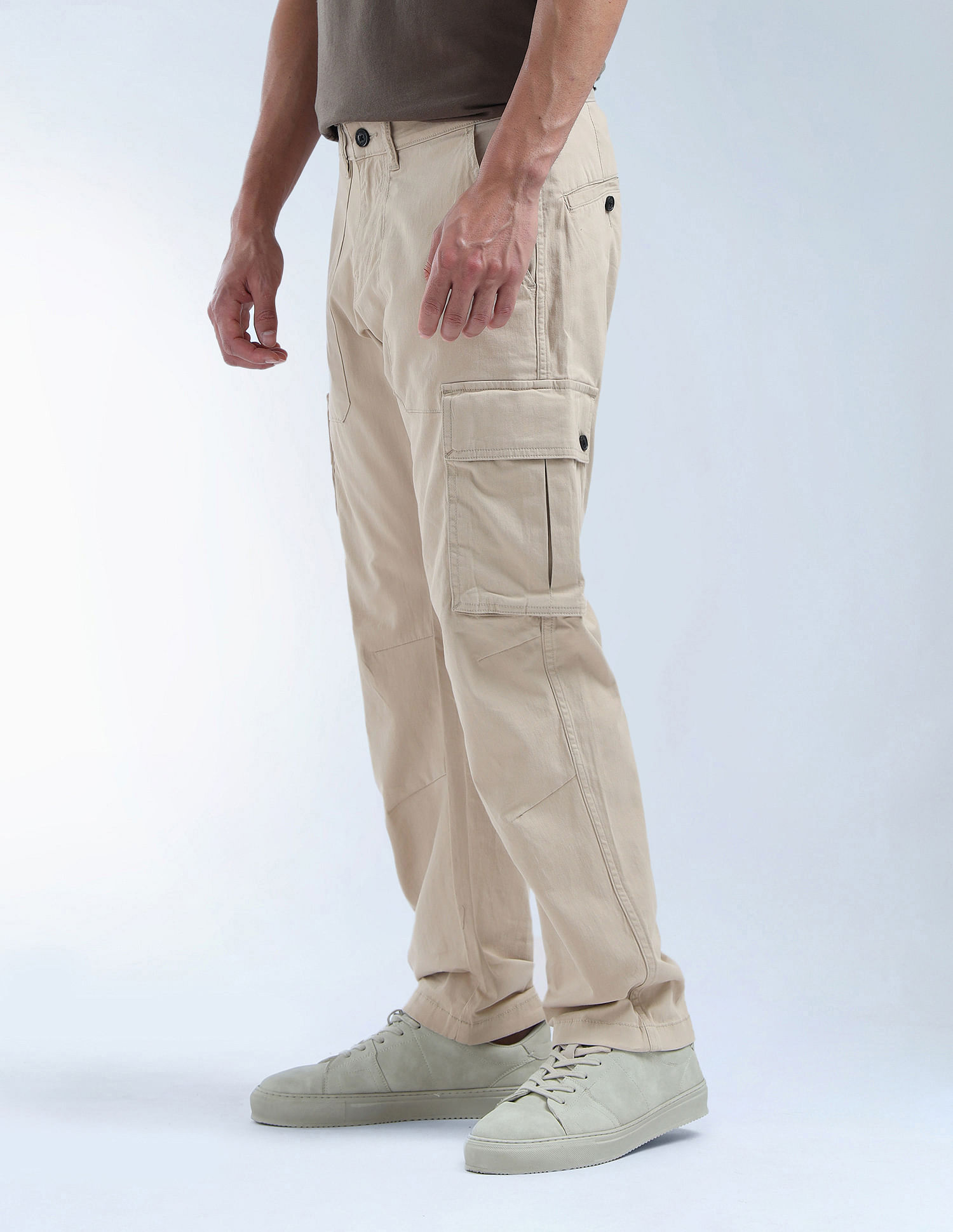 Flying Machine Mid Rise Relaxed Tapered Fit Cargo Trouser
