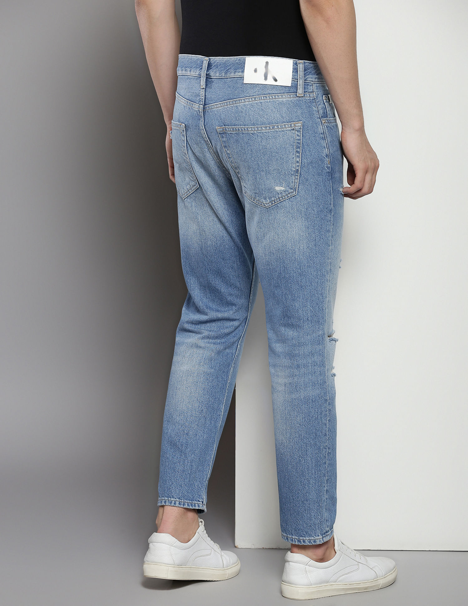 Calvin Klein Jeans Distressed Dad Jeans