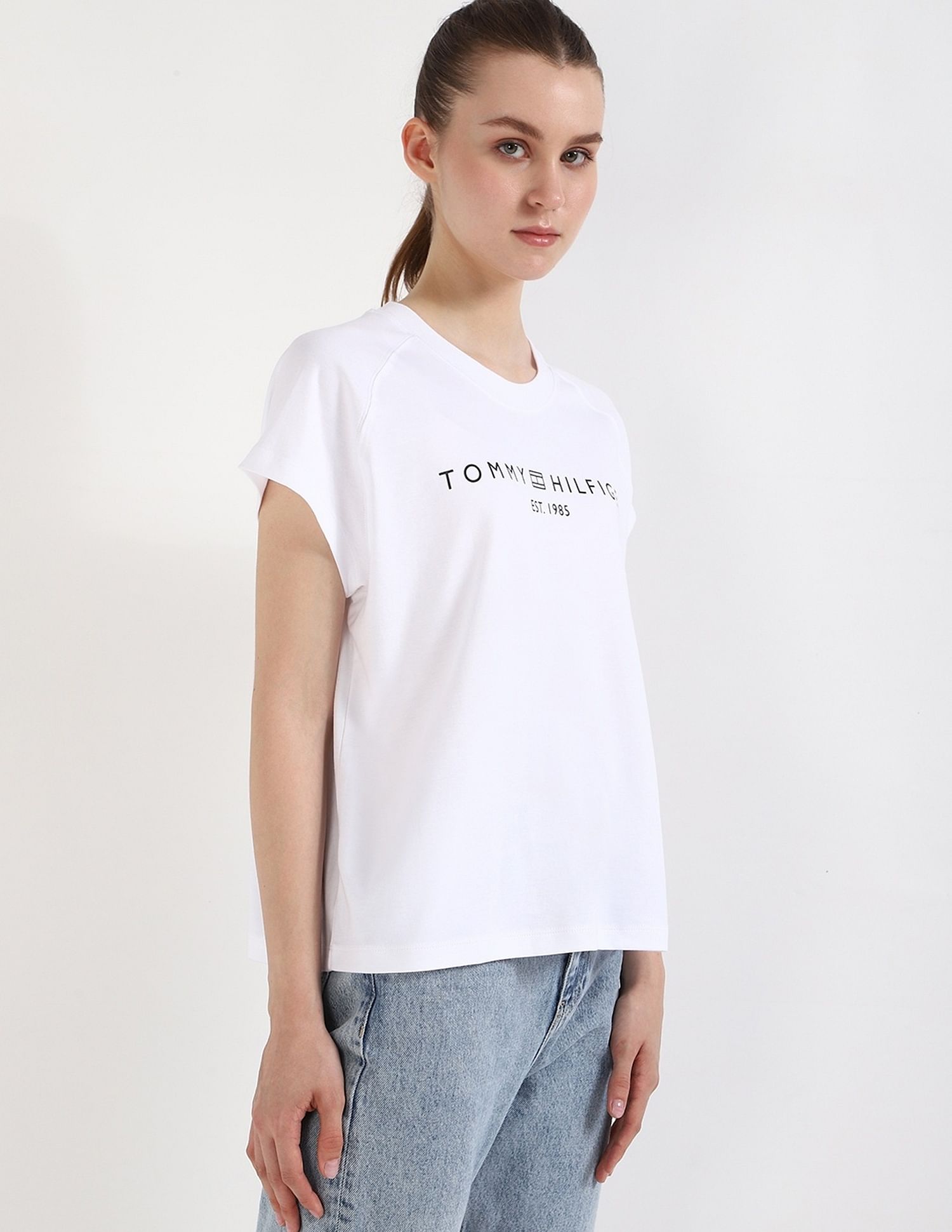 Tommy Hilfiger Embroidered Logo Relaxed-Fit Cotton T-Shirt