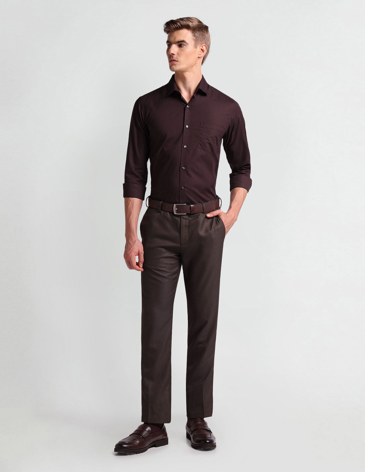 Arrow Solid Manhattan Slim Fit Shirt