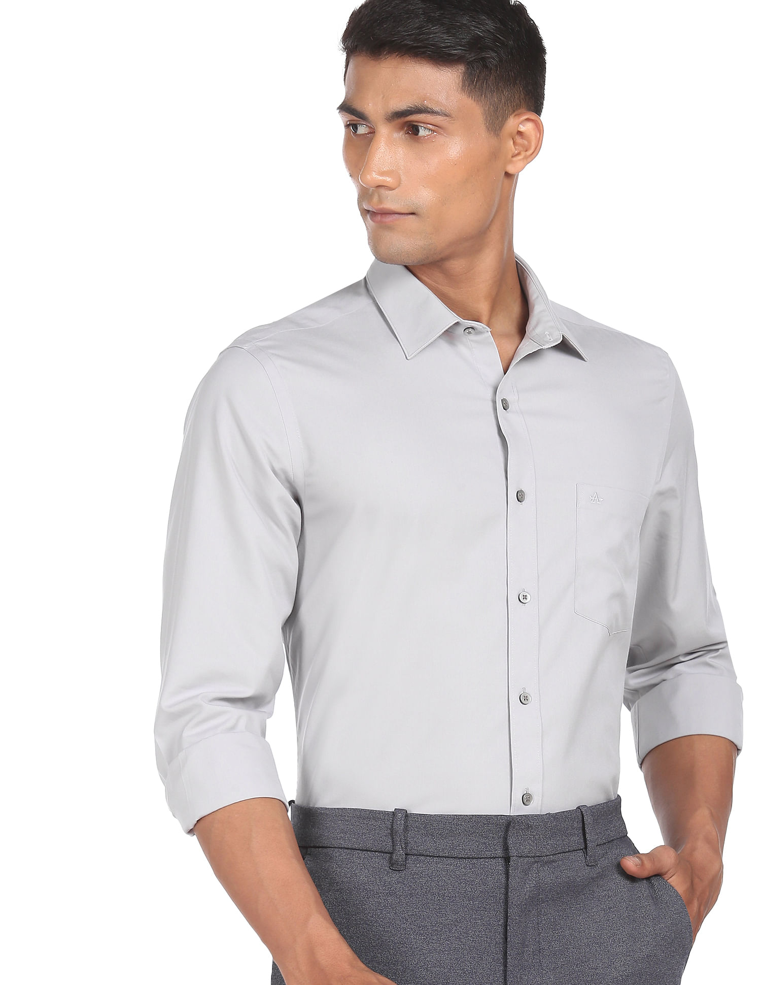 Buy Arrow Men Light Collar Solid Cotton Formal - NNNOW.com