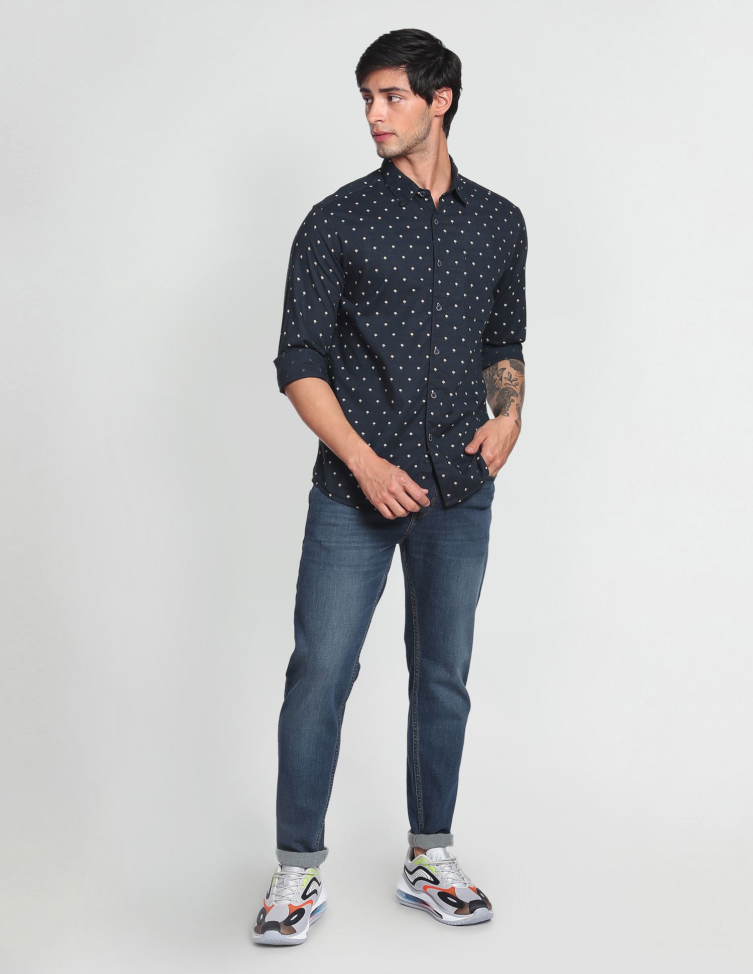 Flying Machine Mid Rise Slash Slim Tapered Jeans