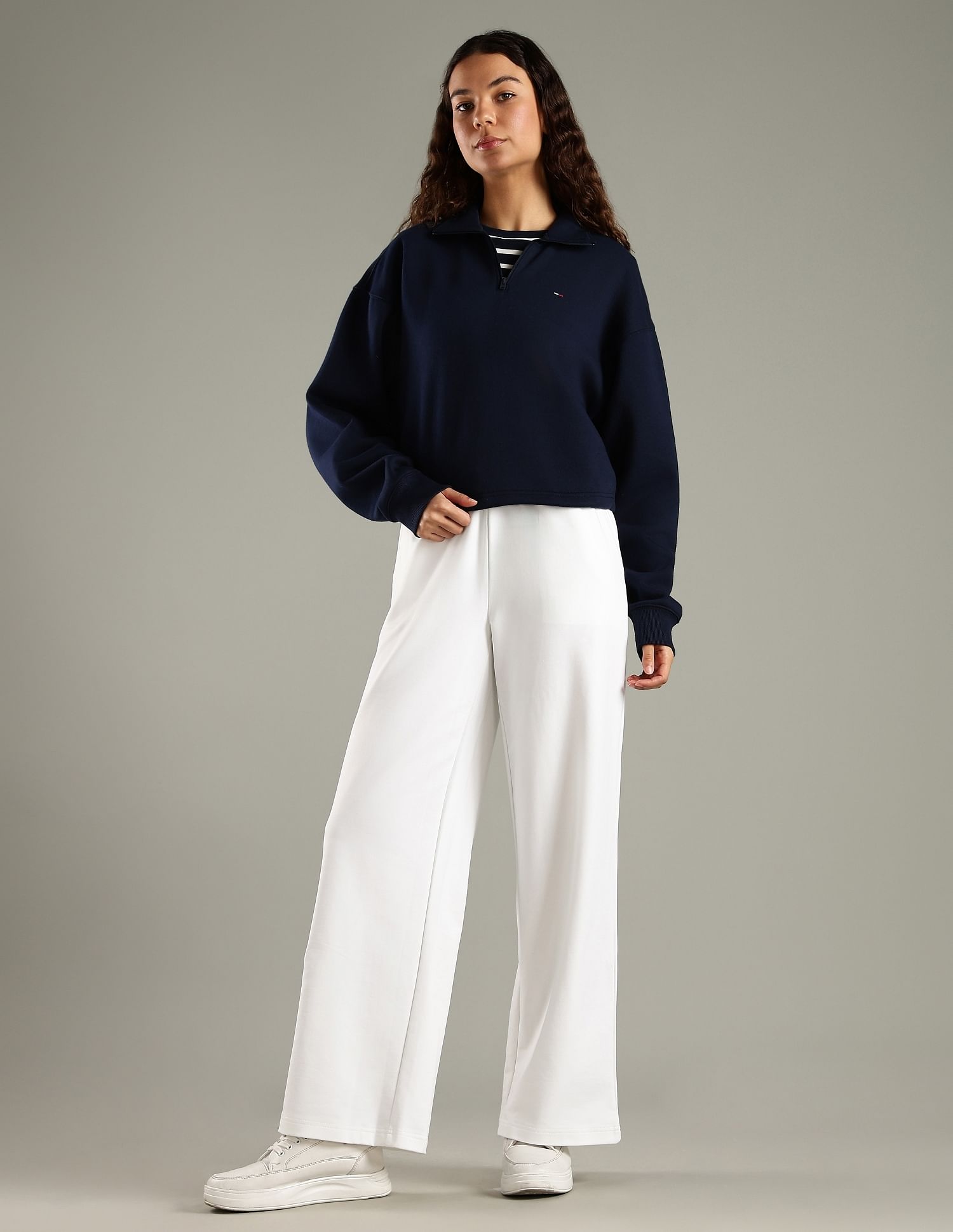 Tommy Hilfiger Regular Fit Cotton Half-Zip Sweatshirt