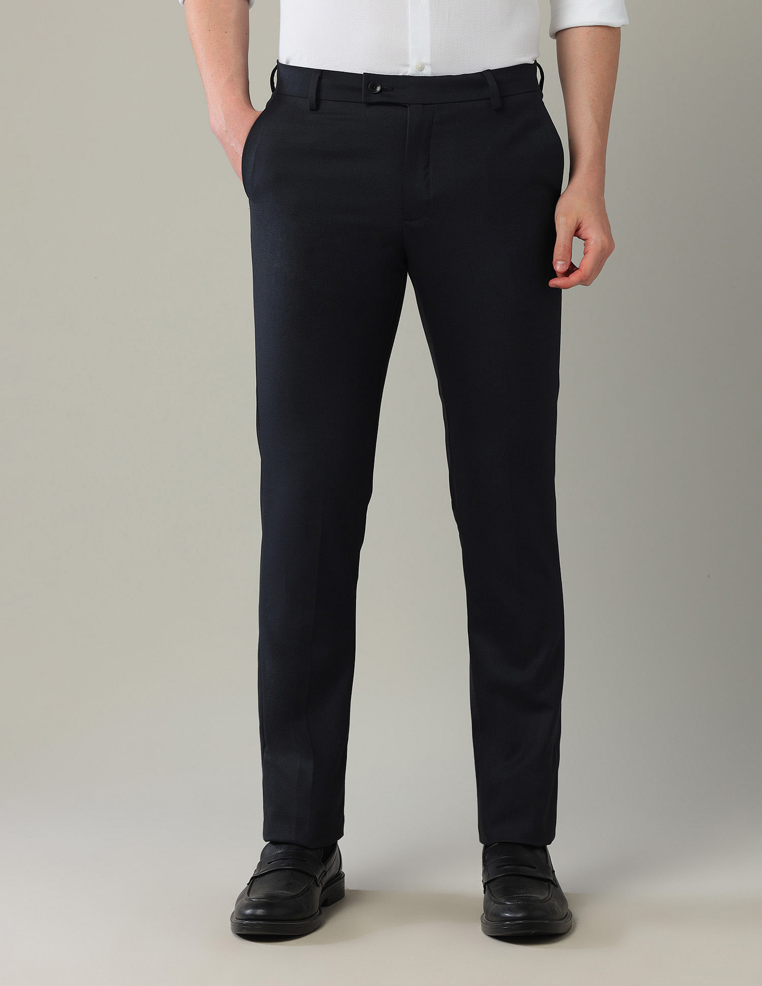 Arrow AutoFlex Mid Rise Regular Fit Trousers
