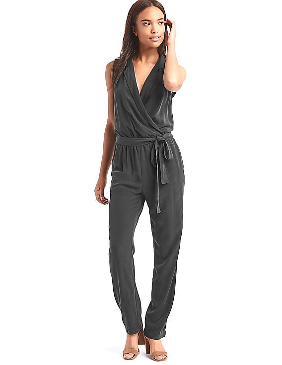 Buy GAP Women Black Soft Lapel Jumpsuit NNNOW