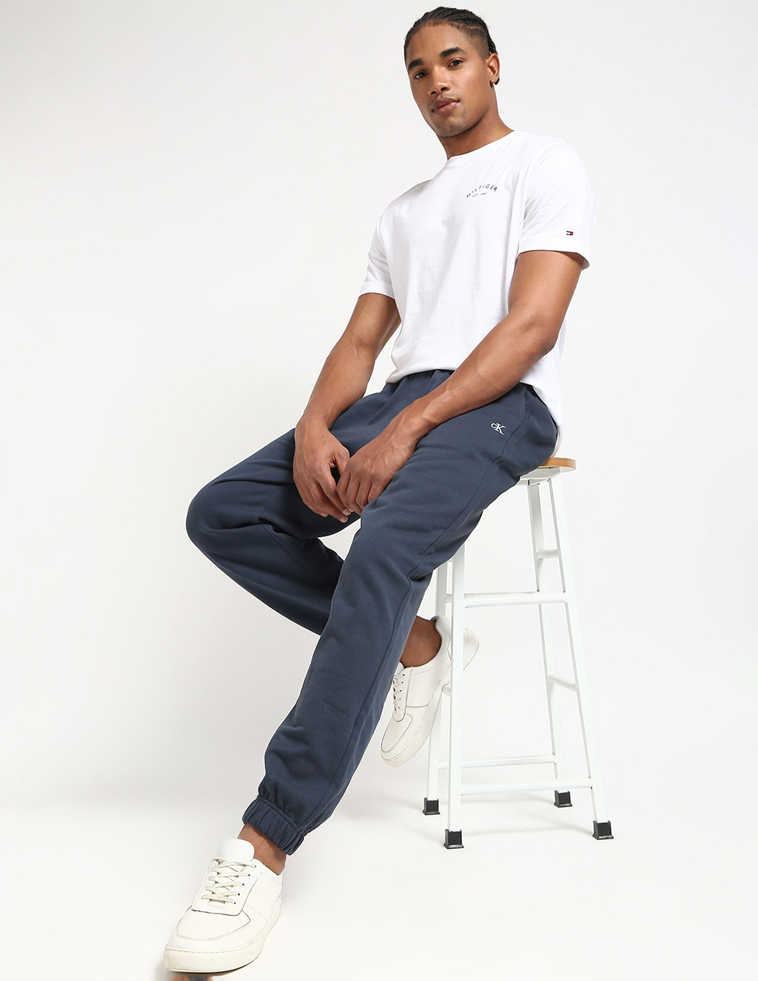 Calvin Klein Jeans Relaxed Fit Solid Joggers