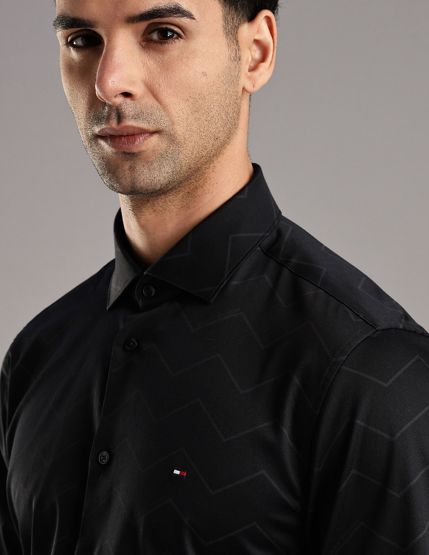 Tommy Hilfiger Checked Regular Fit Plain Woven Shirt