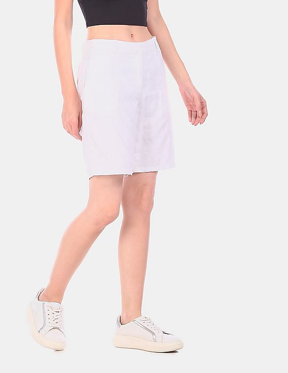 Buy GAP Women White Solid Linen Cotton Boyfriend Shorts NNNOW