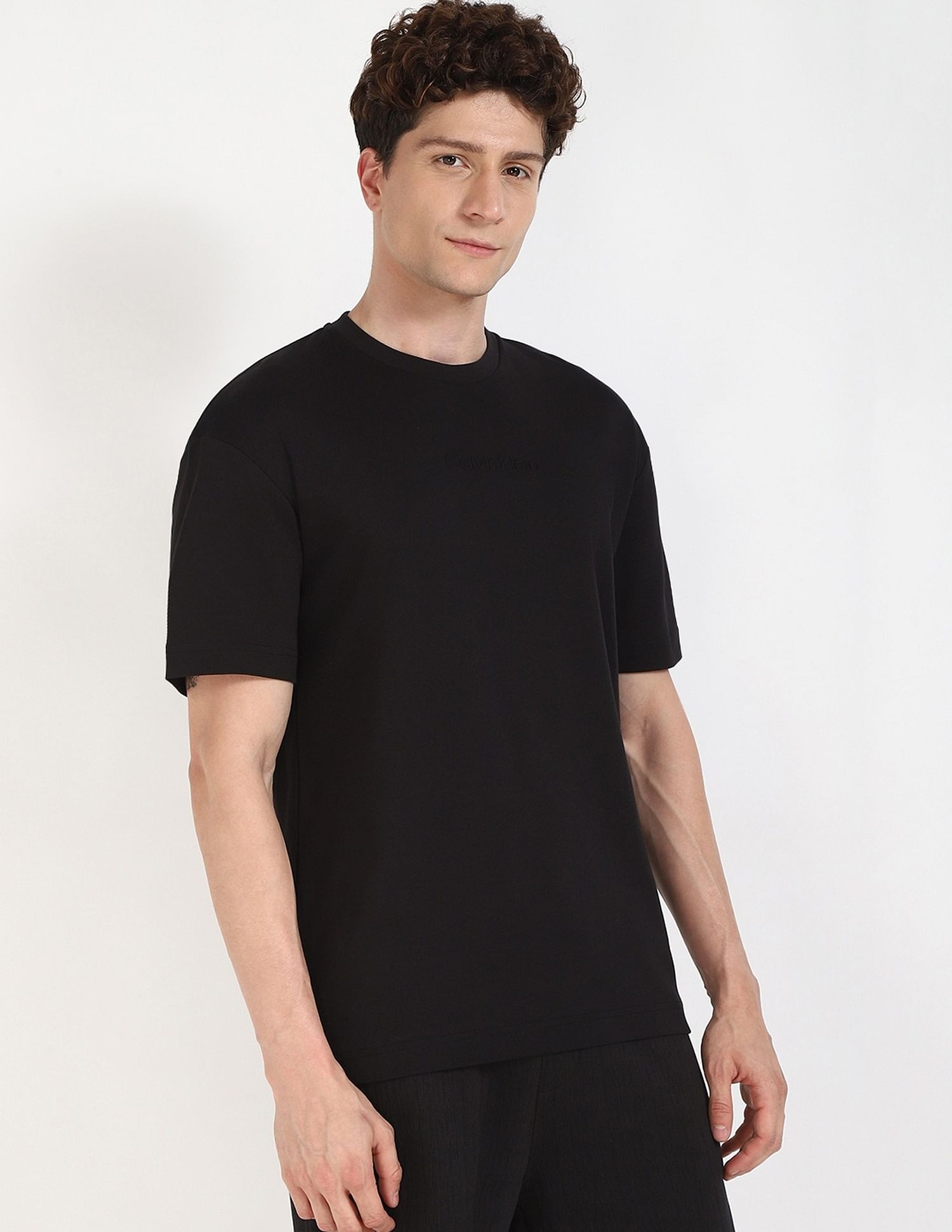 Calvin Klein Jeans Solid Regular Fit Cotton T-Shirt
