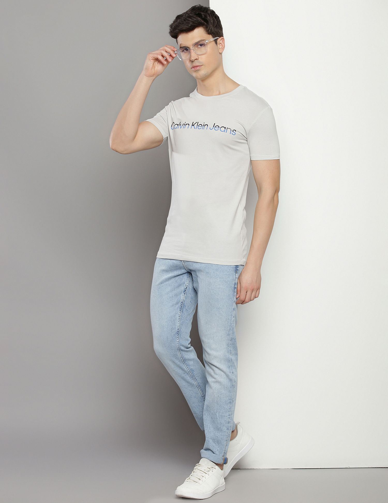 Buy Calvin Klein Jeans Mixed Institutional Logo Slim Fit T