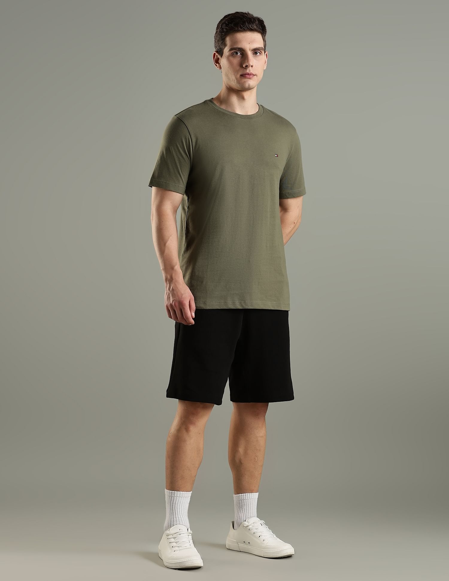 Tommy Hilfiger Solid Regular Fit Cotton T-Shirt